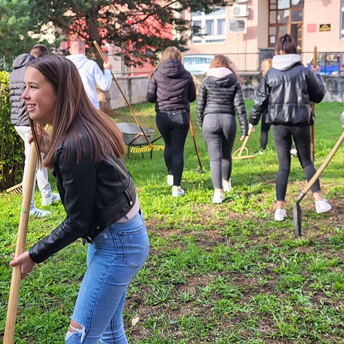 Nagrađeni vrijedni đaci Srednje škole Otočac
