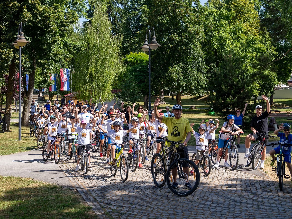Barkanova biciklijada ponovno spojila generacije u srcu Gacke